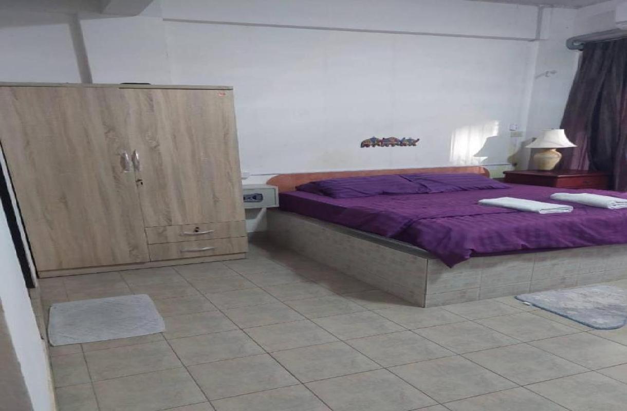 Pluemchai Guesthouse Джомтьєн-Біч Екстер'єр фото